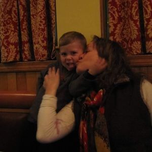 Meet your Posher, Lucinda